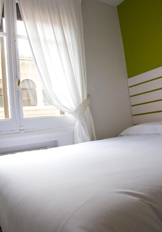 Hostal Boreal Mistral Бургос Екстер'єр фото